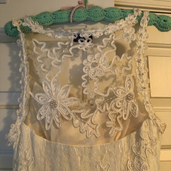 Wedding dress - Picture 5 of 8